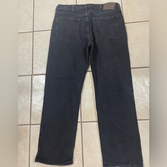 Wrangler Regular Fit Jeans - Picture 2 of 4